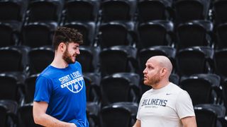 Rick Majerus, a “Basketball Laboratory” & Idiotic Passion: A Conversation with Saint Louis Coach Zak Boisvert on the 2025 Billikens & Beyond (SLU Billikens). Photo by @SaintLouisMBB
