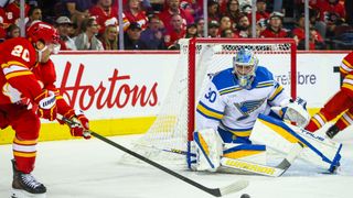 Hot Blues, Cold Opponents, and a Draft Lottery Lurking in the Background (St Louis Blues). Photo by Sergei Belski-Imagn Images