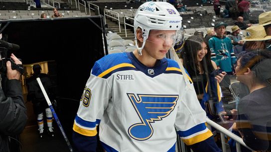 St. Louis Blues re-sign forward Nikita Alexandrov to a 1 year contract