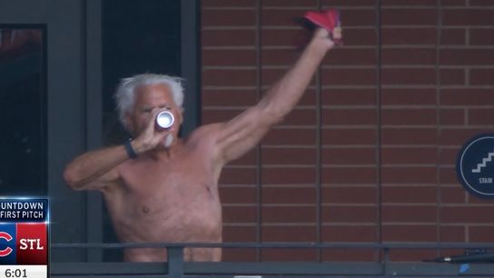Cardinals legend Al Hrabosky went tarps off Friday night at Busch Stadium -- while downing a cold frosty one (St Louis Cardinals)