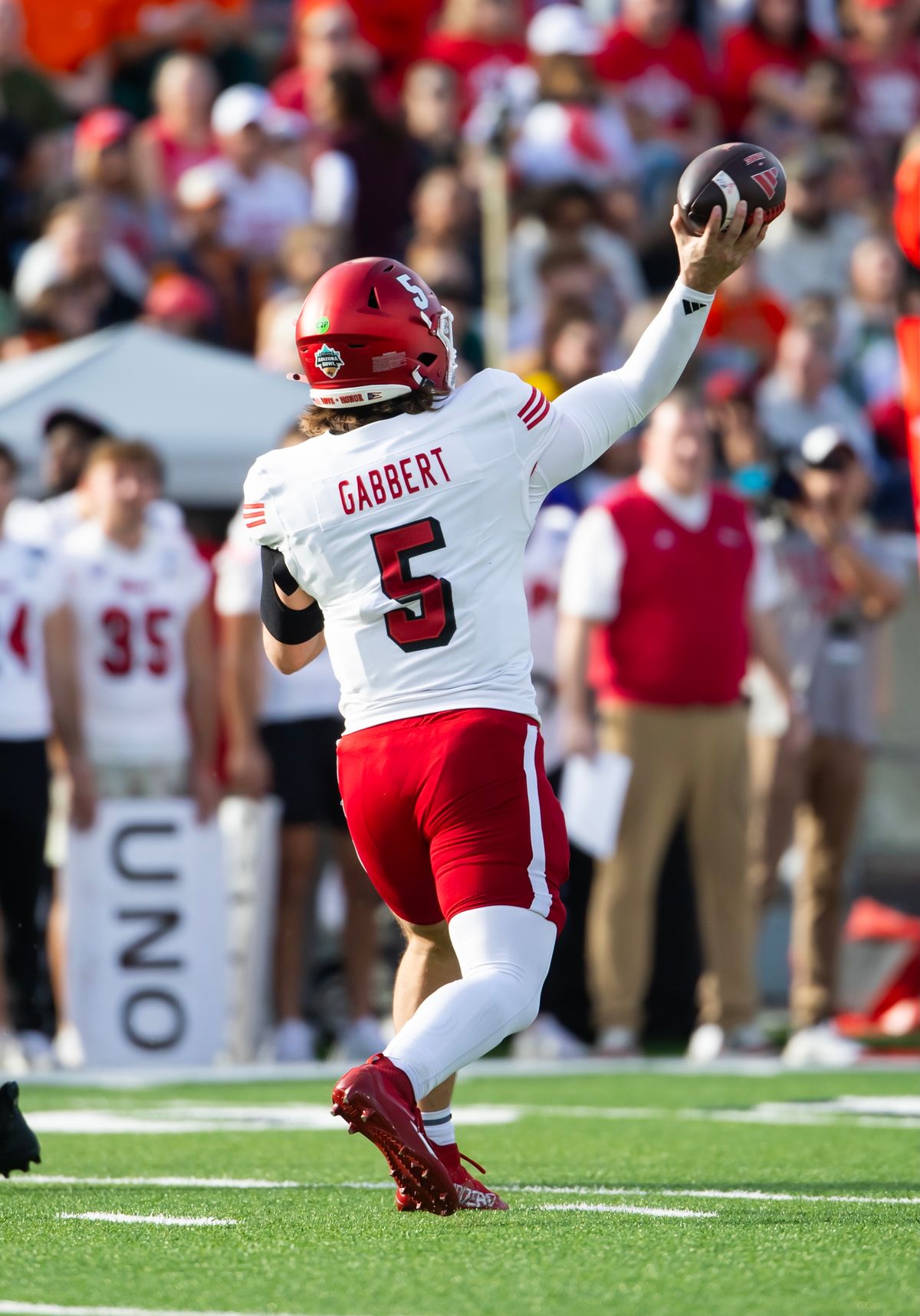 Quarterback Brett Gabbert throwing a pass for Miami (Ohio) University 