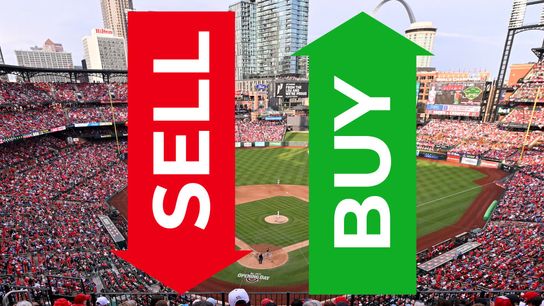 Buy or Sell: Analysts Divided on Cardinals' Approach at Trade Deadline (St Louis Cardinals)