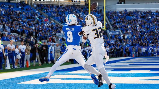 Wide receiver Ja'Mori Maclin catching a touchdown pass for Kentucky